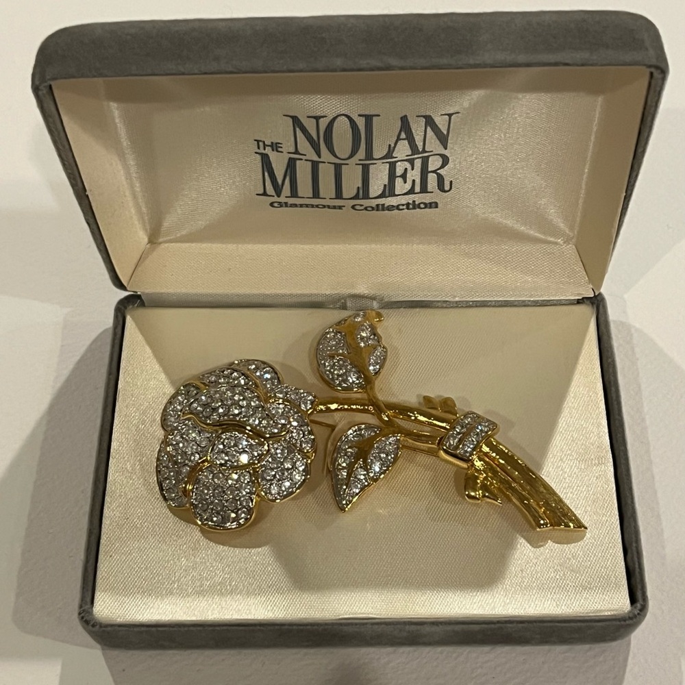 Nolan Miller Glamour Collection rhinestone flower oversized brooch new in box